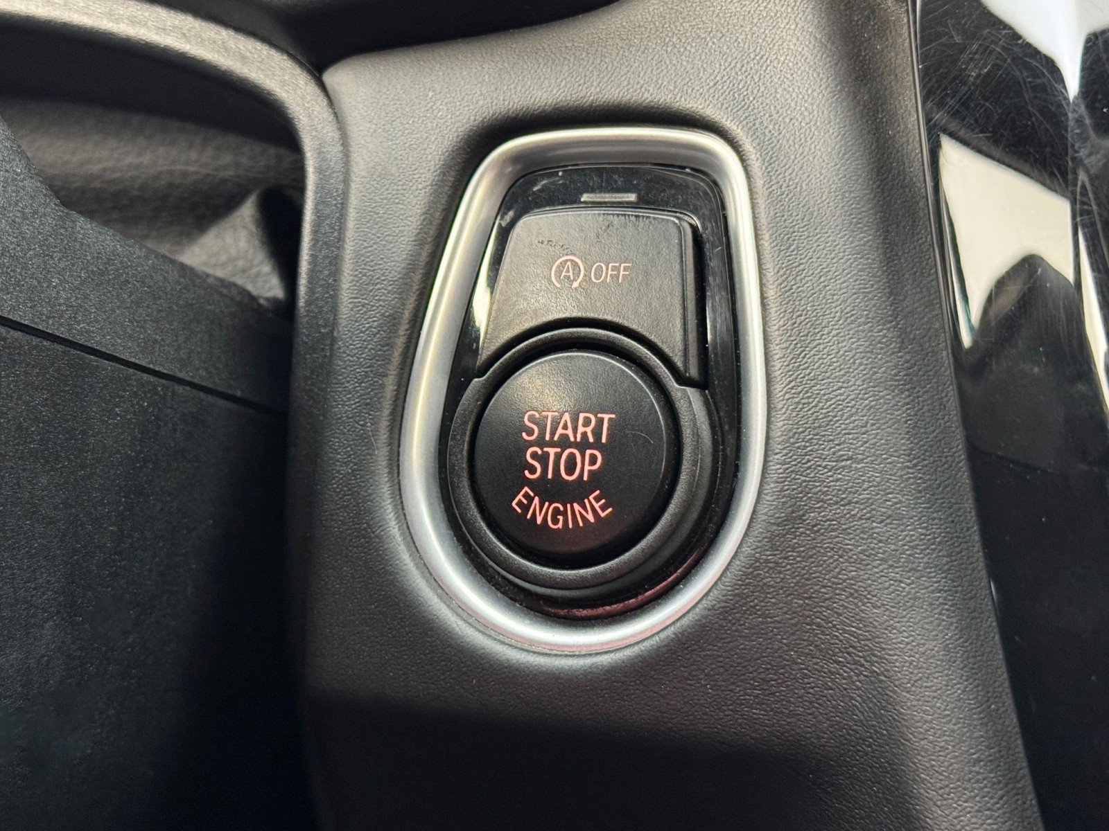 Used 2019 BMW M4 CS w/ Executive Package image 25