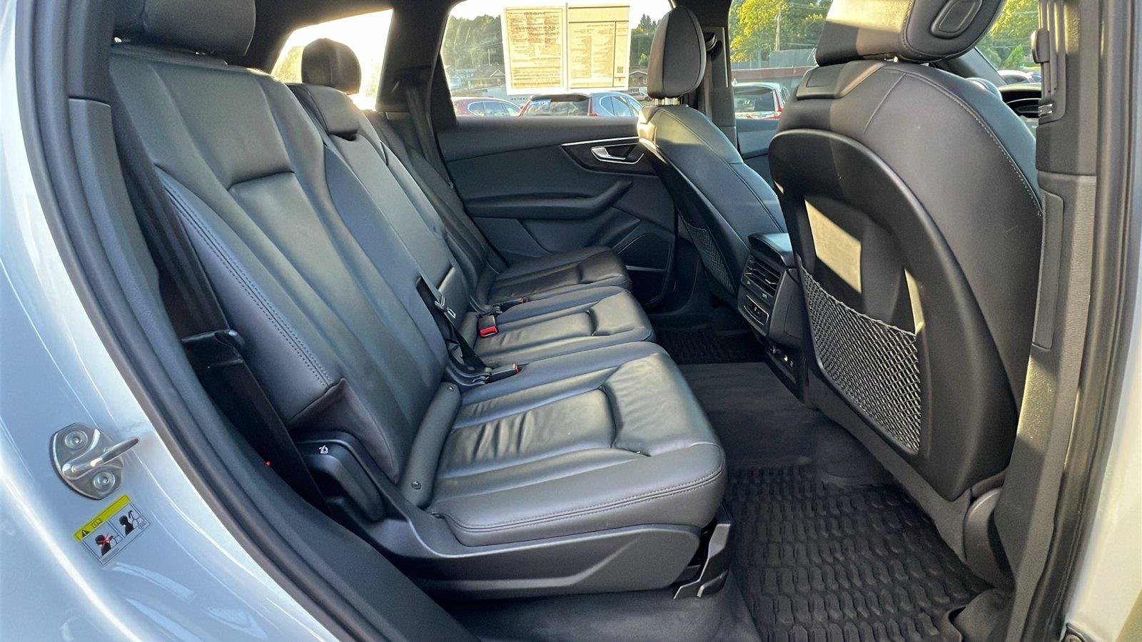 Used 2021 Audi Q7 3.0T Premium Plus w/ Premium Plus Package AWD/4WD image 15