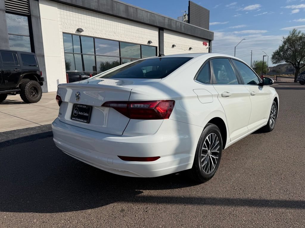 Used 2020 Volkswagen Jetta SE FWD image 4