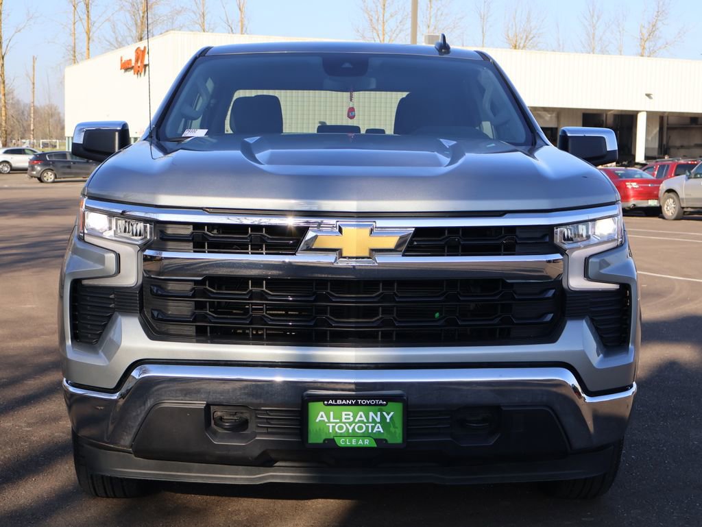 Used 2025 Chevrolet Silverado 1500 LT AWD/4WD image 11