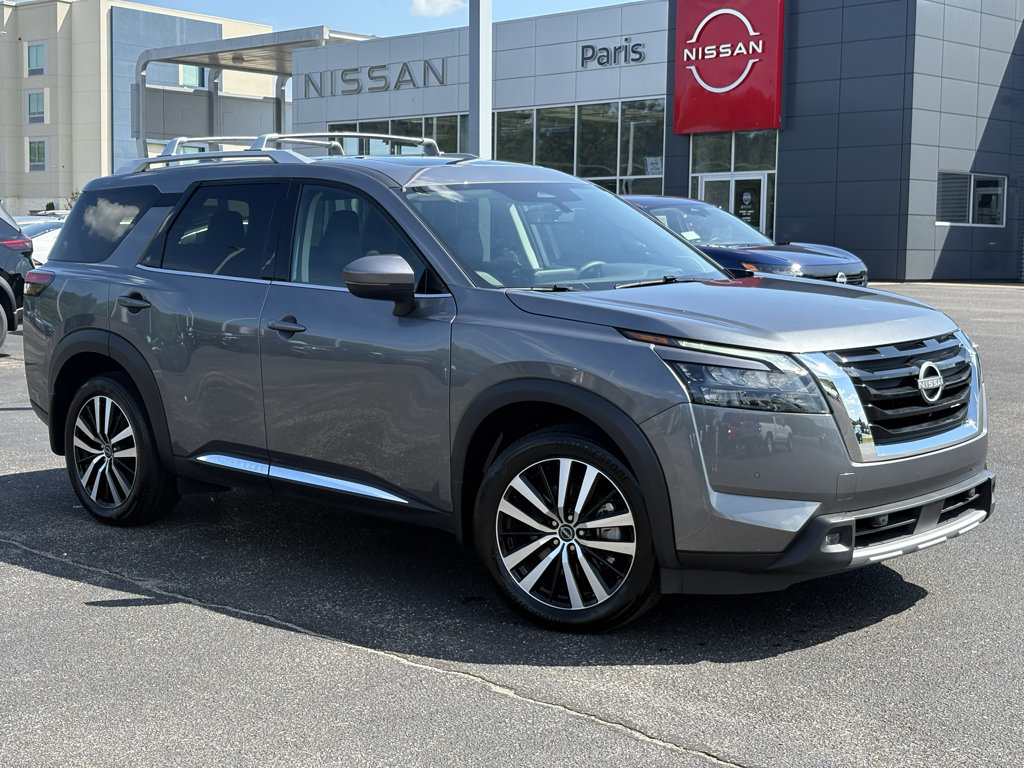 Used 2025 Nissan Pathfinder Platinum w/ Cargo Package AWD/4WD image 1