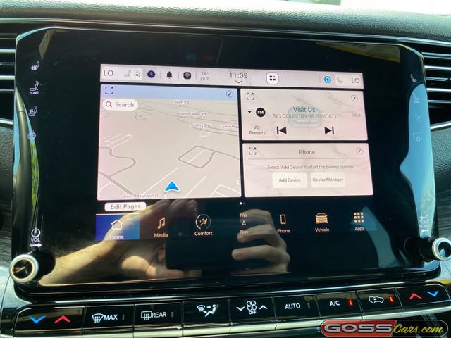 Used 2022 Jeep Wagoneer Series III AWD/4WD image 14