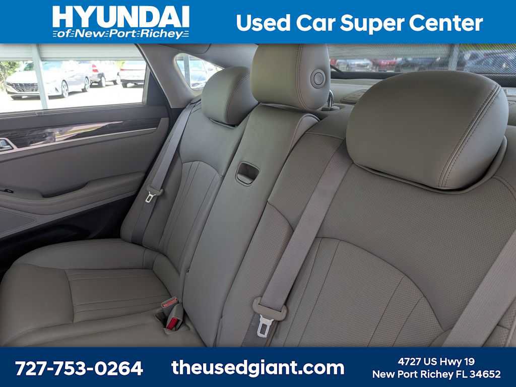 Used 2018 Genesis G80 3.8 w/ Option Group 02 RWD image 13
