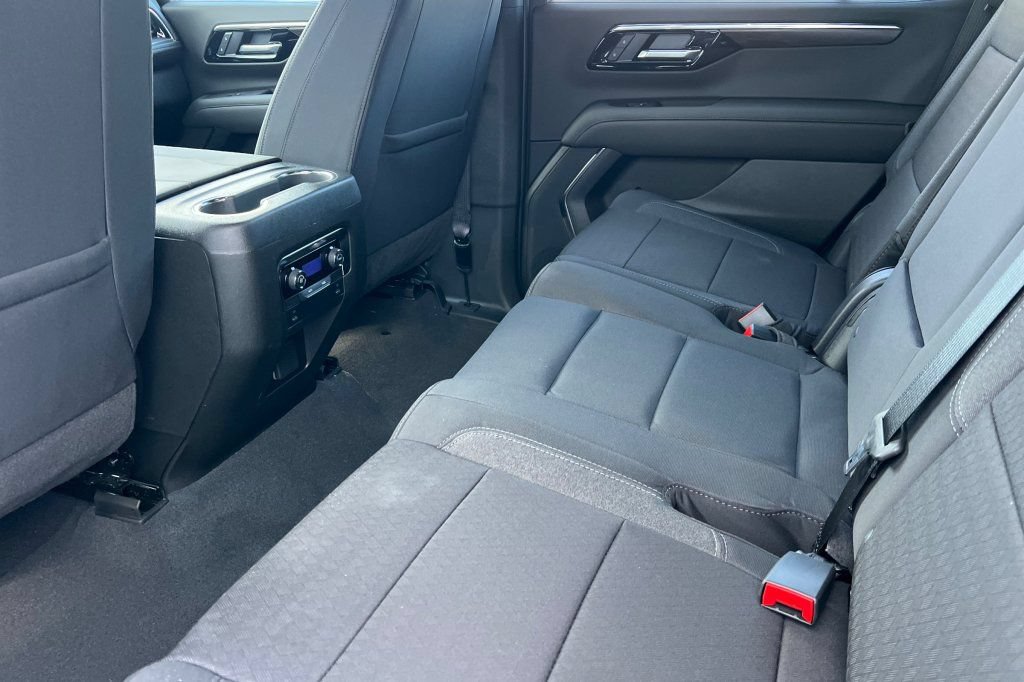 New 2026 Chevrolet Tahoe LS w/ Max Trailering Package AWD/4WD image 9