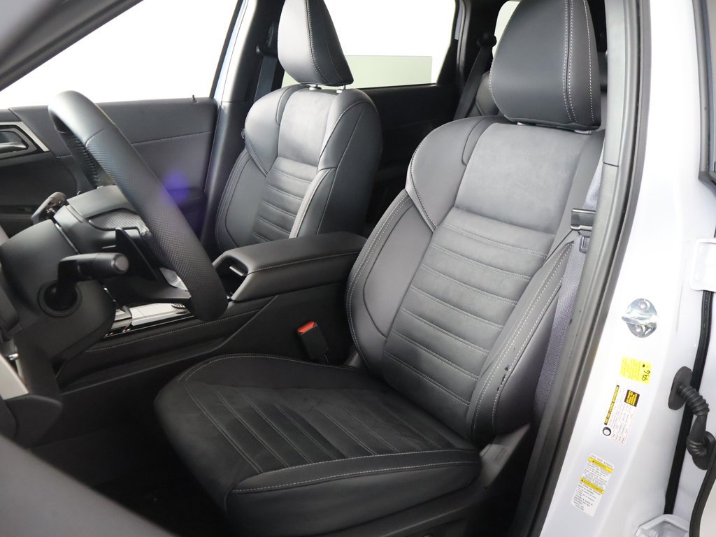 New 2026 Mitsubishi Outlander Trail Edition image 32