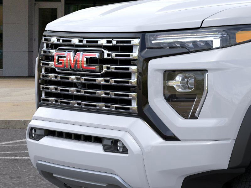 New 2026 GMC Canyon Denali image 8