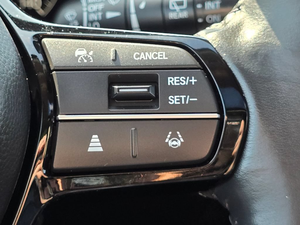 Used 2023 Honda CR-V EX-L image 31