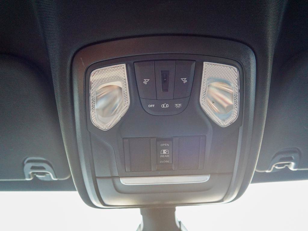 Used 2022 RAM 1500 Big Horn AWD/4WD image 29