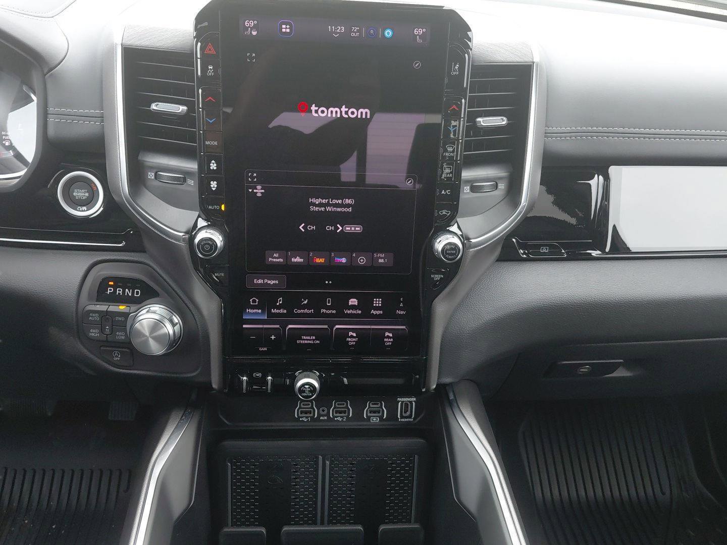 New 2026 RAM 1500 Laramie w/ Advanced Safety Group II AWD/4WD image 44