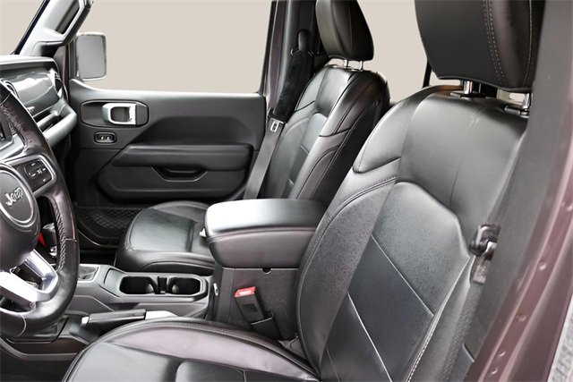 Used 2020 Jeep Wrangler Unlimited Sahara image 12