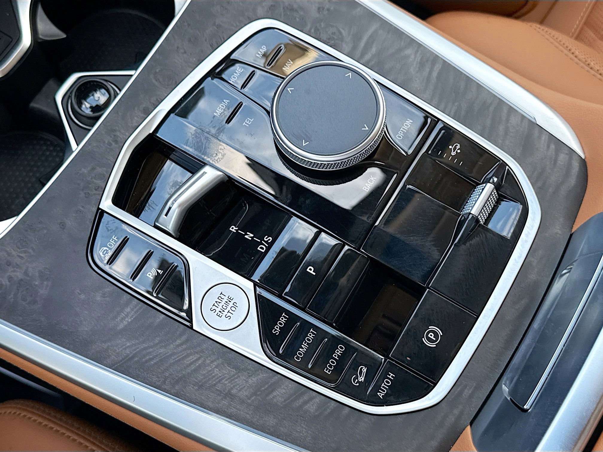 Used 2026 BMW X7 xDrive40i AWD/4WD image 30