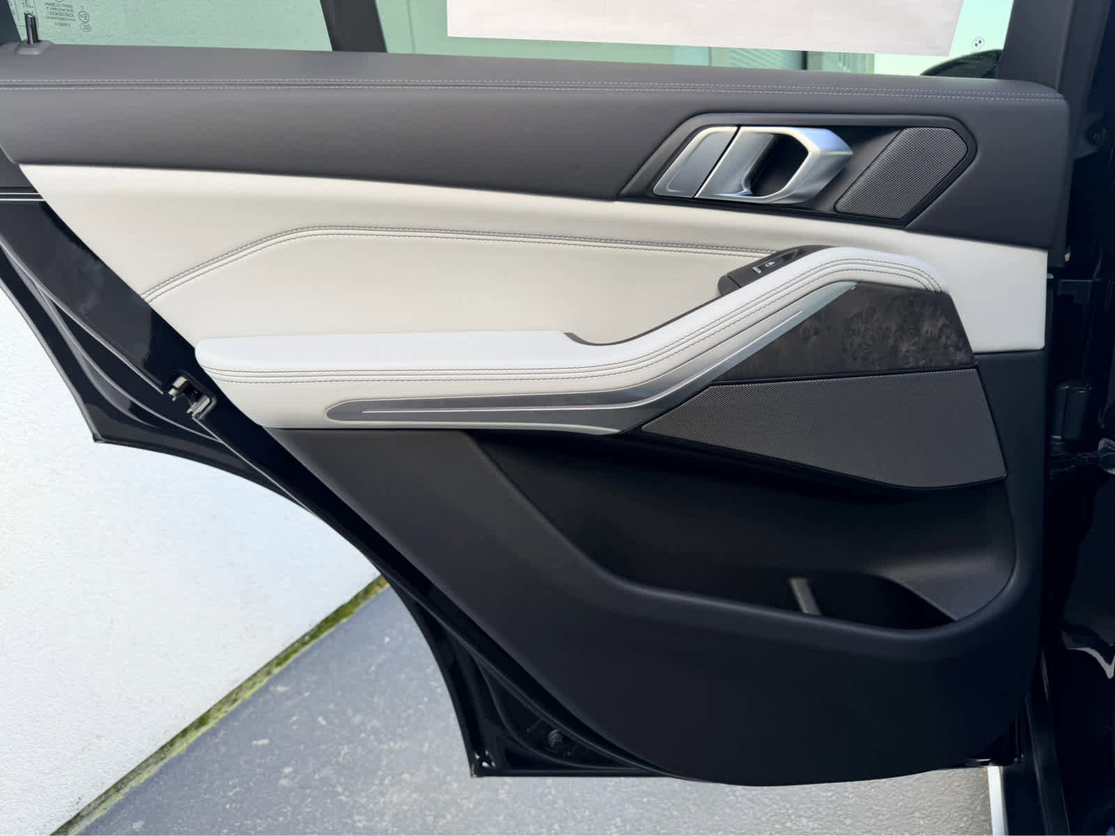 New 2026 BMW X5 xDrive40i AWD/4WD image 18