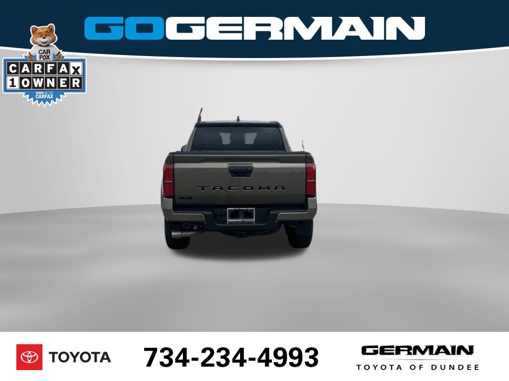 Used 2024 Toyota Tacoma TRD Sport AWD/4WD image 9