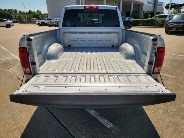 Used 2017 RAM 1500 Classic SLT AWD/4WD image 30
