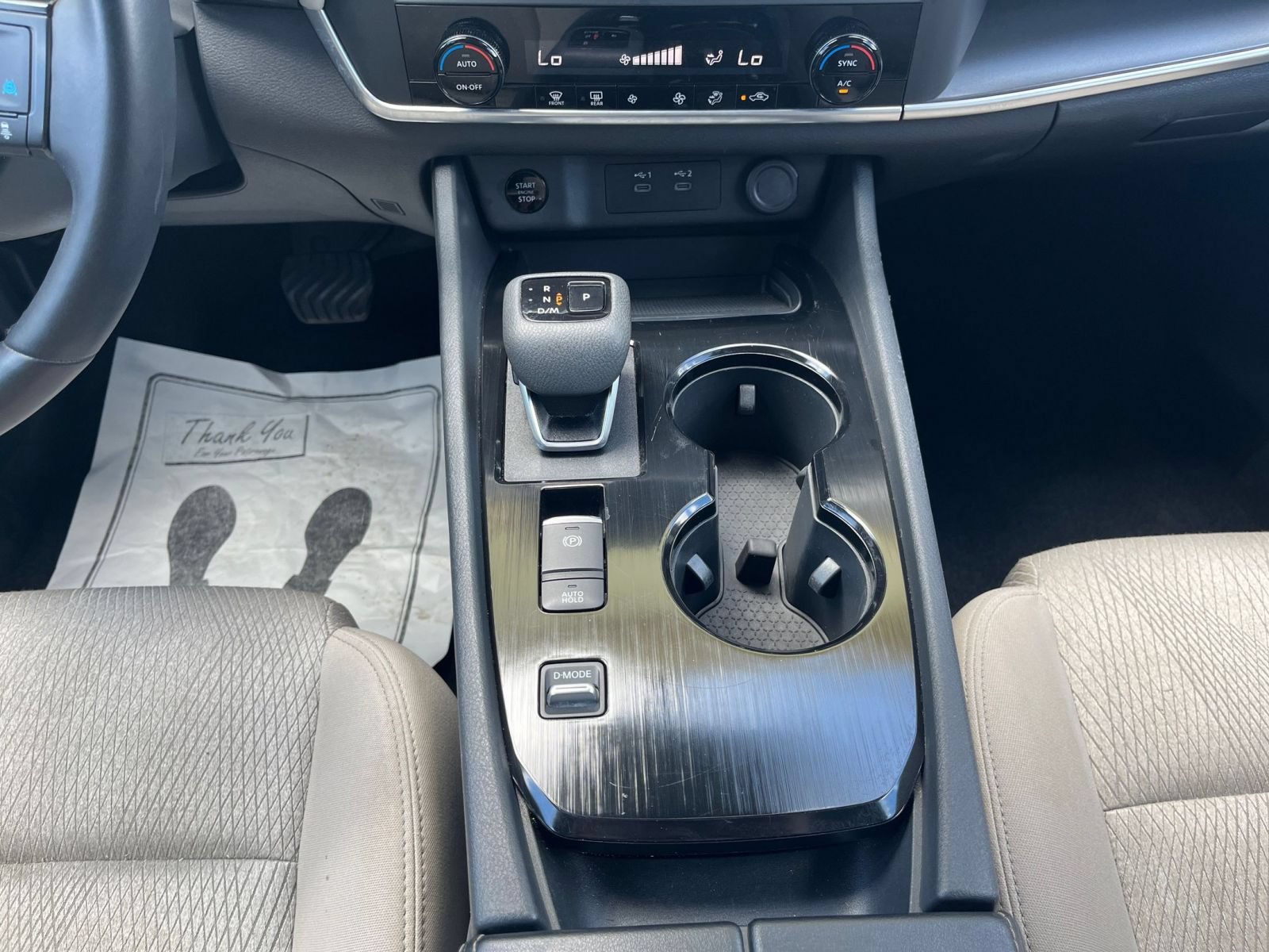 Used 2025 Nissan Rogue SV FWD image 42