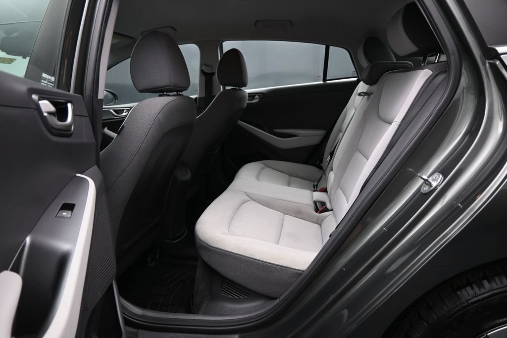 Used 2022 Hyundai Ioniq SE FWD image 22