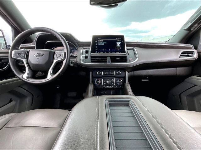Used 2023 Chevrolet Tahoe Z71 w/ Luxury Package image 22
