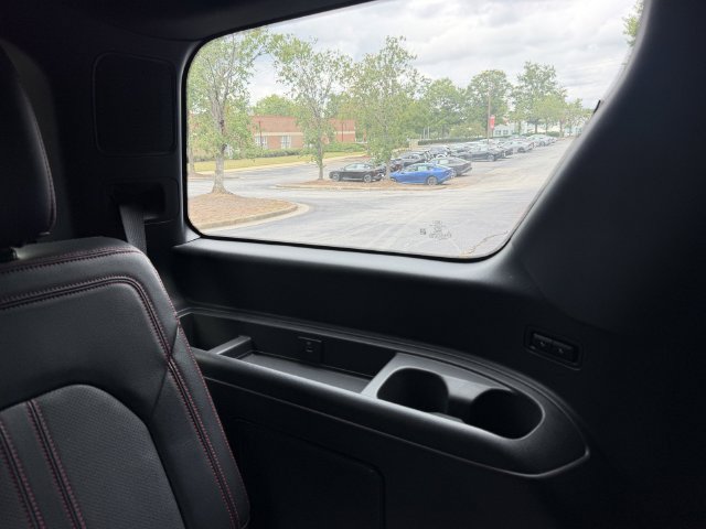 Used 2023 Ford Expedition Limited AWD/4WD image 30