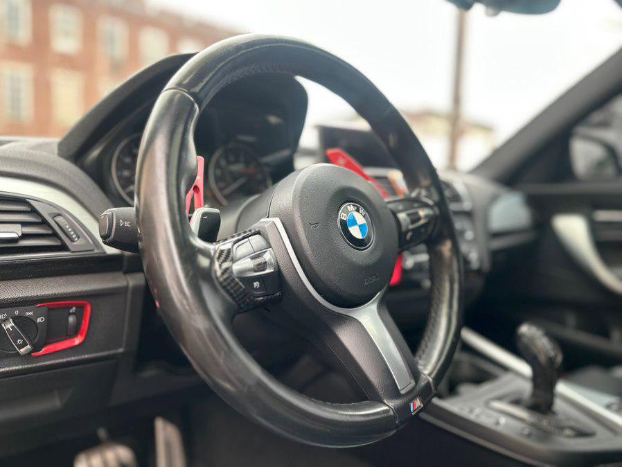 Used 2016 BMW M235i Coupe RWD image 9