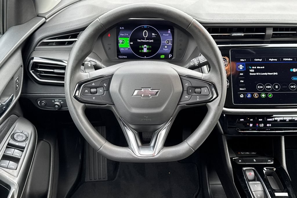 Used 2023 Chevrolet Bolt EUV LT w/ Redline Edition FWD image 16