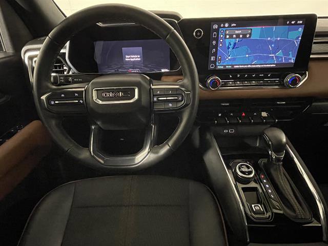 Used 2024 GMC Canyon AT4 w/ Technology Package AWD/4WD image 13