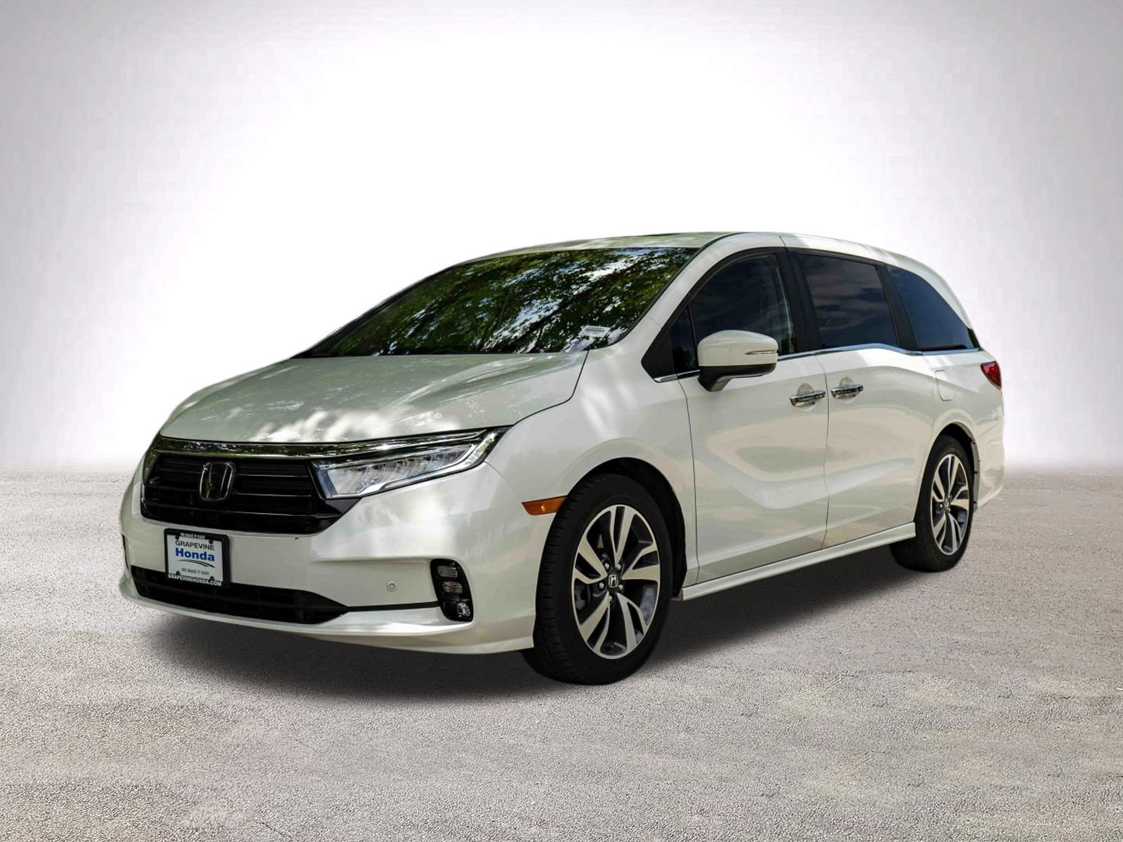 Used 2023 Honda Odyssey Touring image 5
