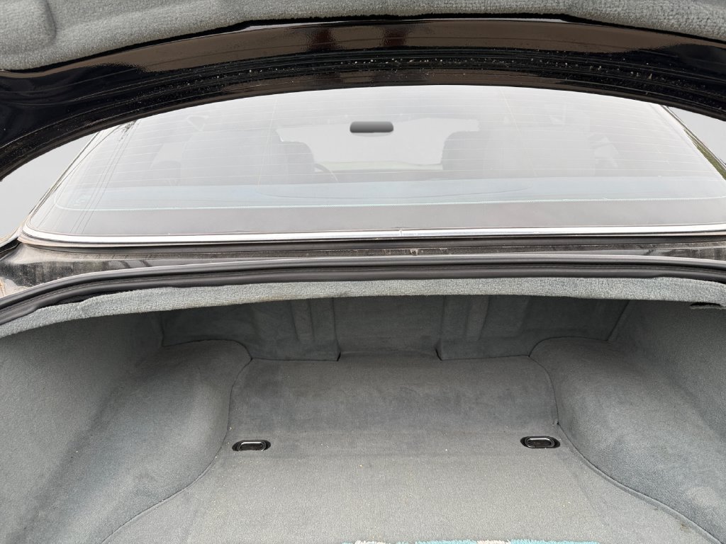 Used 2004 Jaguar XJ8 RWD image 26