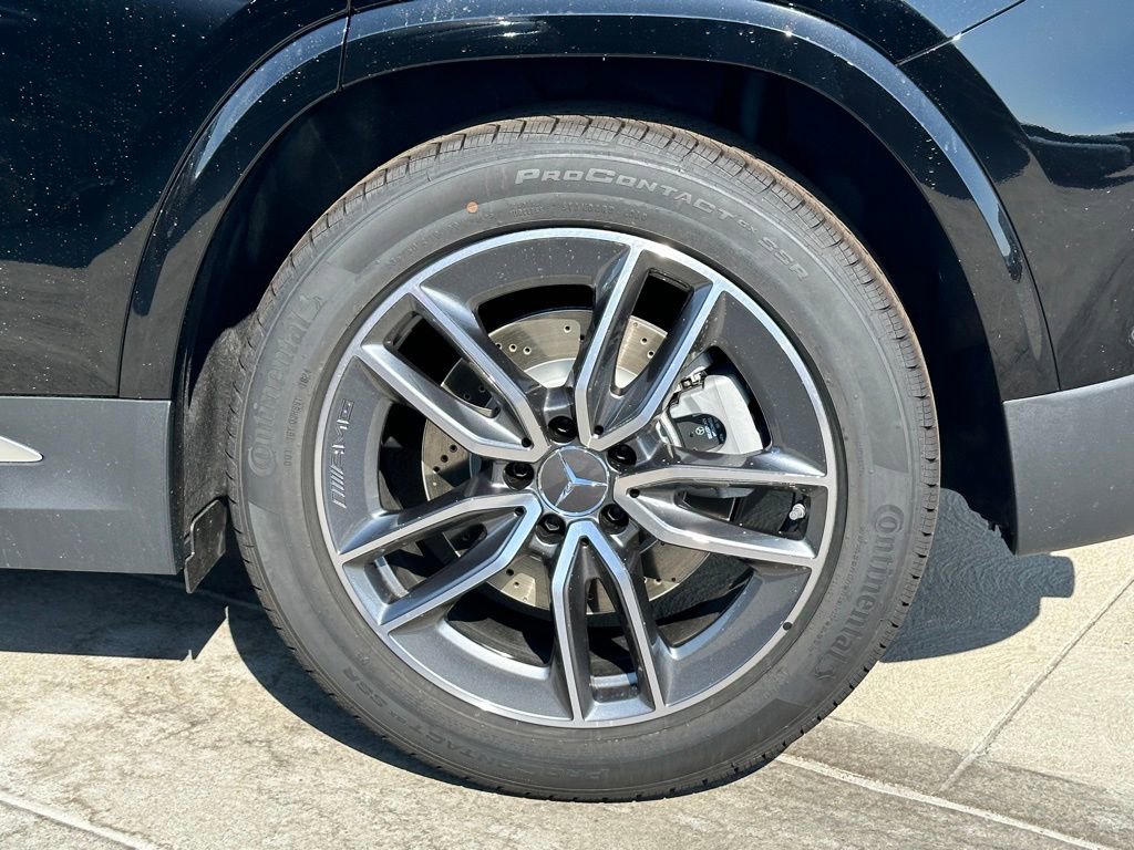 New 2025 Mercedes-Benz GLA 35 AMG 4MATIC image 13