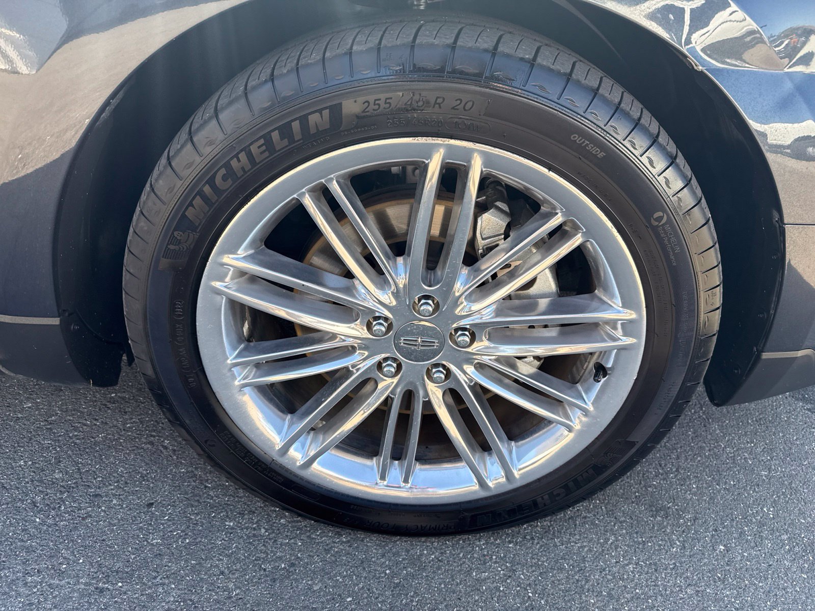 Used 2013 Lincoln MKT AWD image 20
