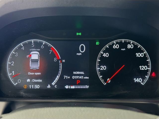 Used 2025 Honda Ridgeline Black Edition image 14