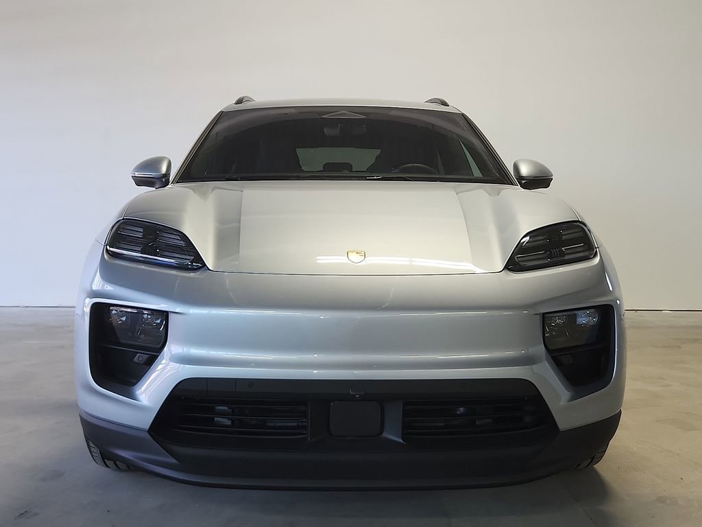 New 2026 Porsche Macan 4 Electric AWD/4WD image 8