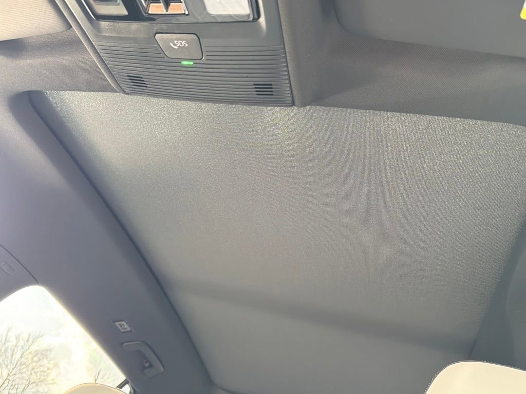 New 2026 Volkswagen Tiguan SEL R-Line image 22