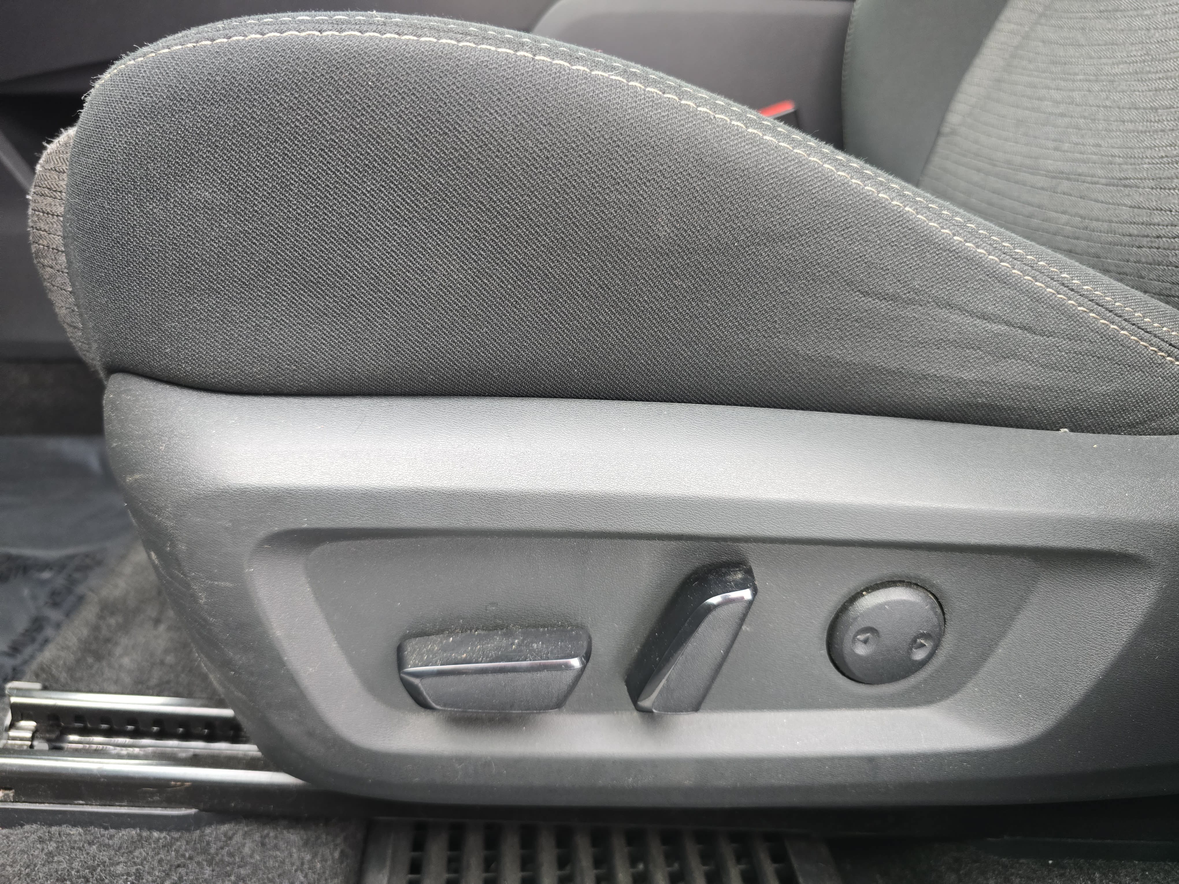 Certified 2023 Nissan Rogue SV AWD/4WD image 27