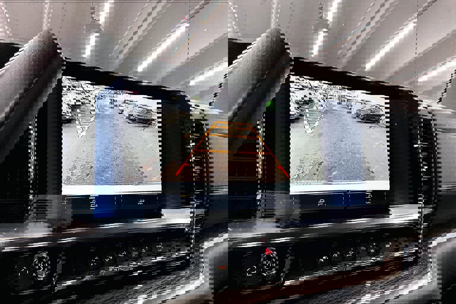 Used 2023 Chevrolet Silverado 1500 LT image 26