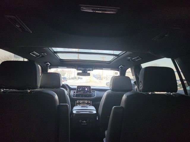 Used 2021 Chevrolet Suburban RST w/ Luxury Package image 23