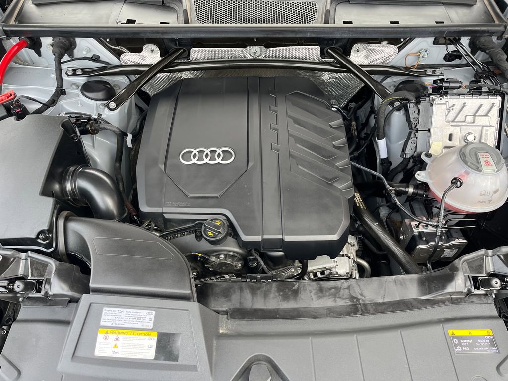 Used 2023 Audi Q5 2.0T Prestige w/ Prestige Package image 24