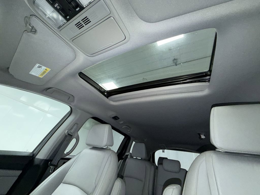 Used 2019 Honda Odyssey EX-L image 14