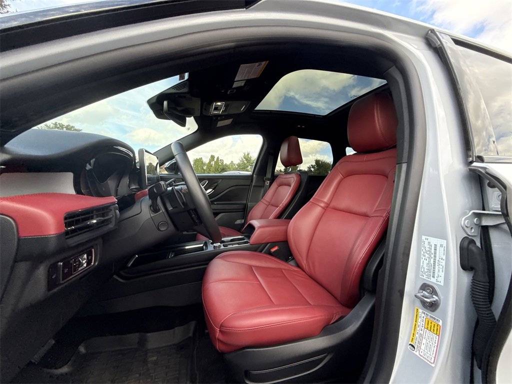 Certified 2025 Lincoln Corsair Reserve w/ Equipment Group 202A image 13