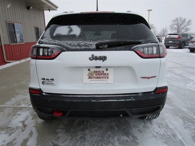 Used 2020 Jeep Cherokee Trailhawk w/ Cold Weather Group image 8