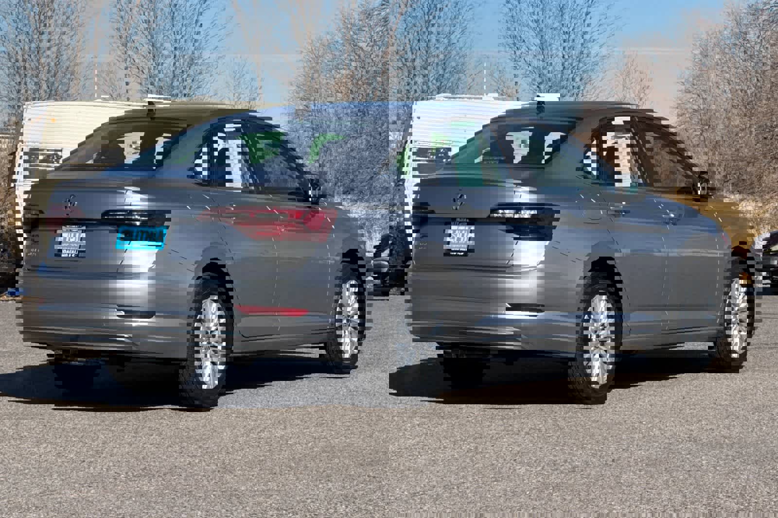 Used 2020 Volkswagen Jetta S image 2