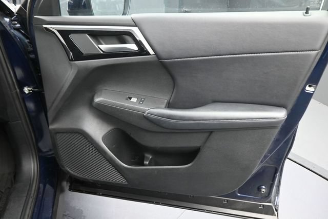 Used 2024 Mitsubishi Outlander FWD image 21