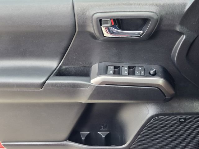 Used 2022 Toyota Tacoma Limited image 26