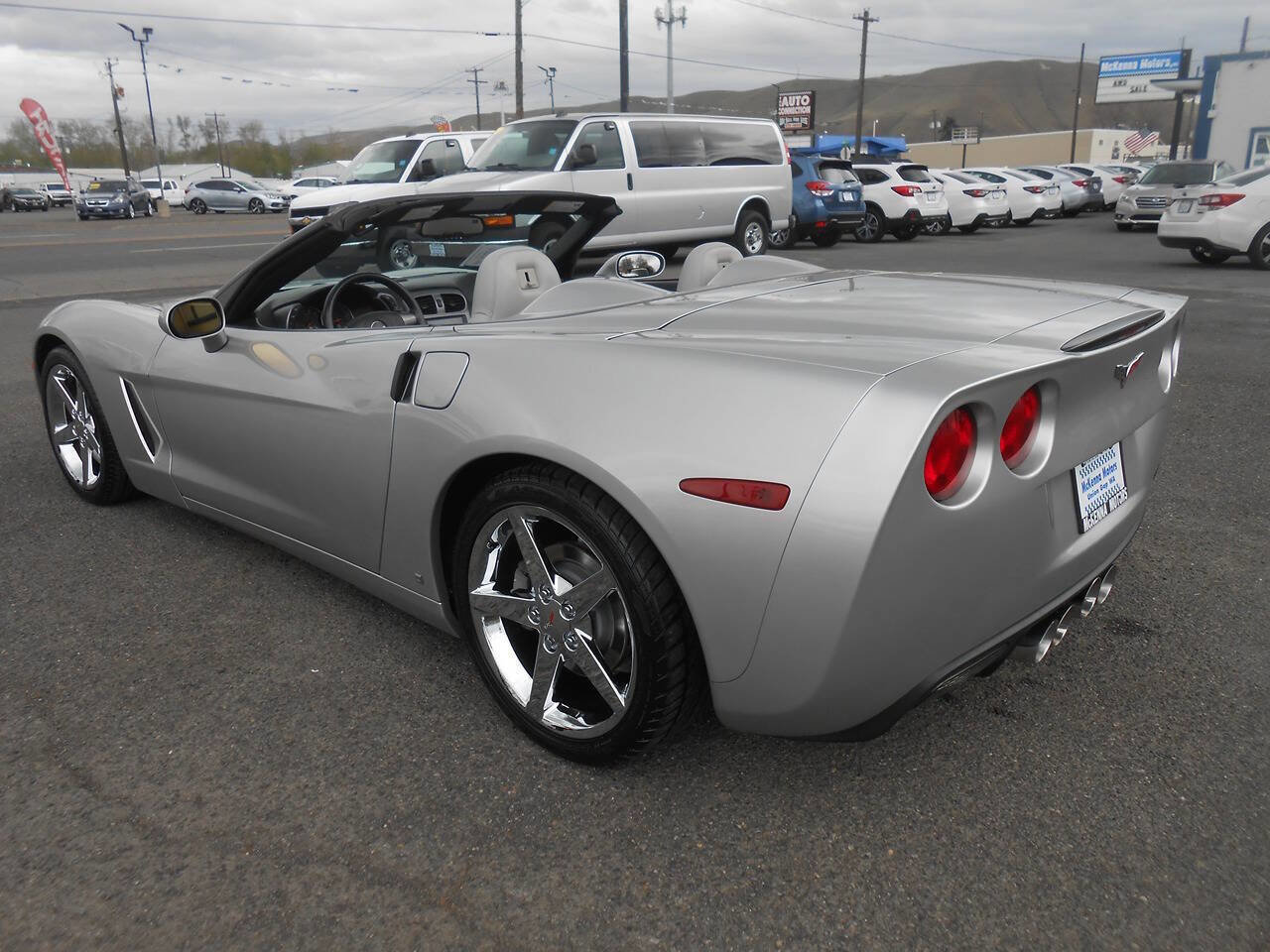 Used 2006 Chevrolet Corvette Convertible w/ Preferred Equipment Group image 7