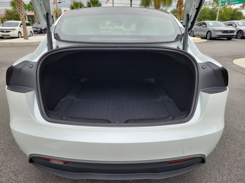 Used 2025 Tesla Model 3 RWD image 9