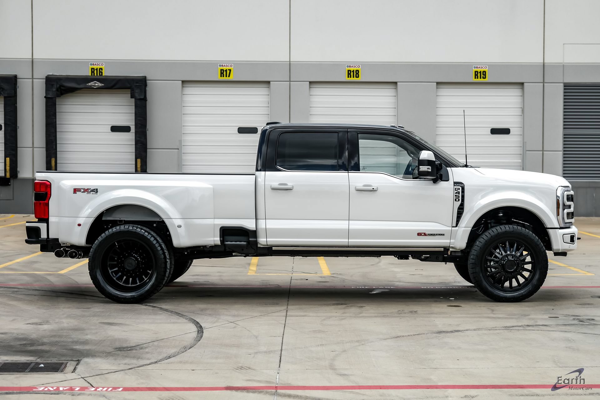 Used 2026 Ford F450 Platinum w/ Platinum Plus Package AWD/4WD image 19