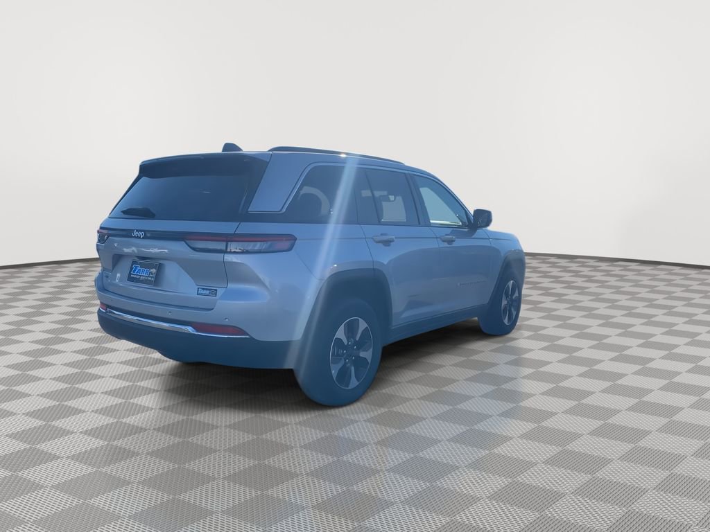 Used 2024 Jeep Grand Cherokee Limited 4xe image 8
