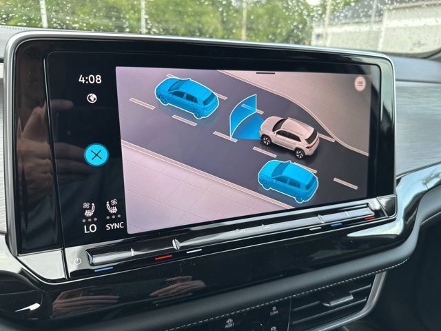 New 2025 Volkswagen Atlas Cross Sport SE image 17