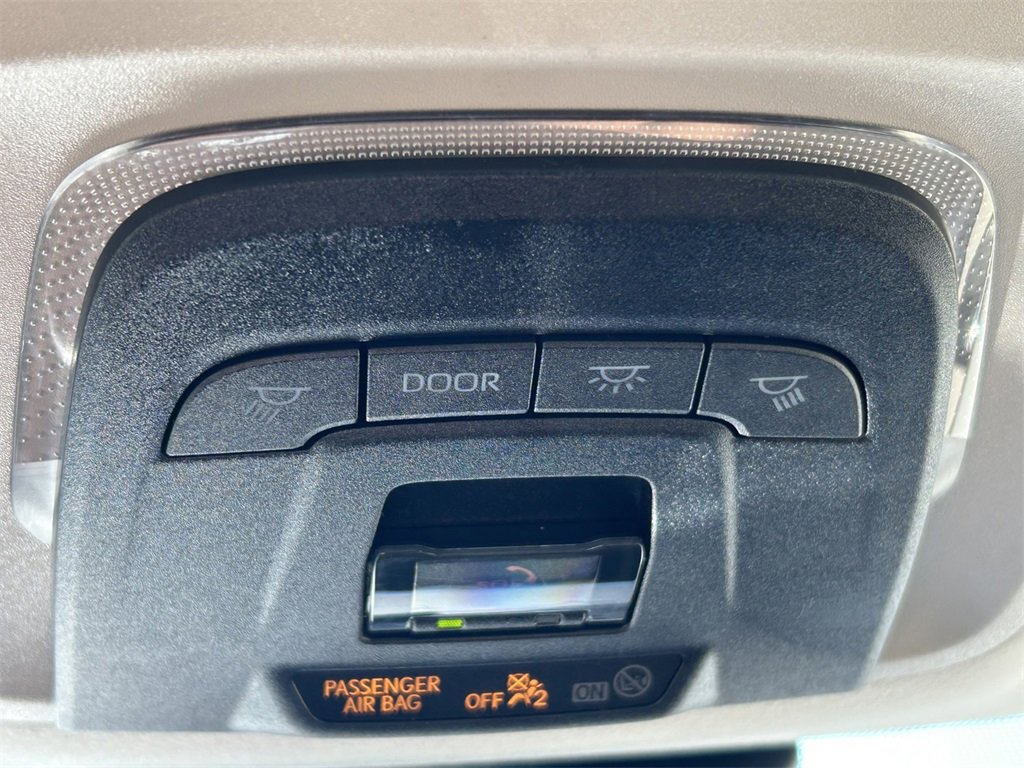 Certified 2025 Toyota Corolla LE image 21