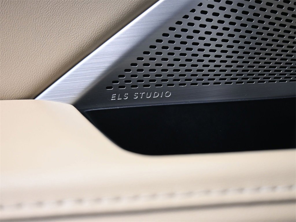 Used 2024 Acura MDX SH-AWD w/ Technology Package image 5