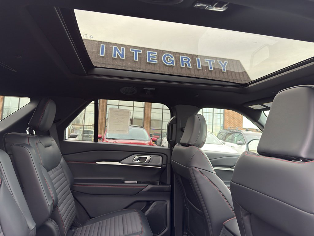 New 2026 Ford Explorer ST-Line w/ ST-Line Street Pack image 35
